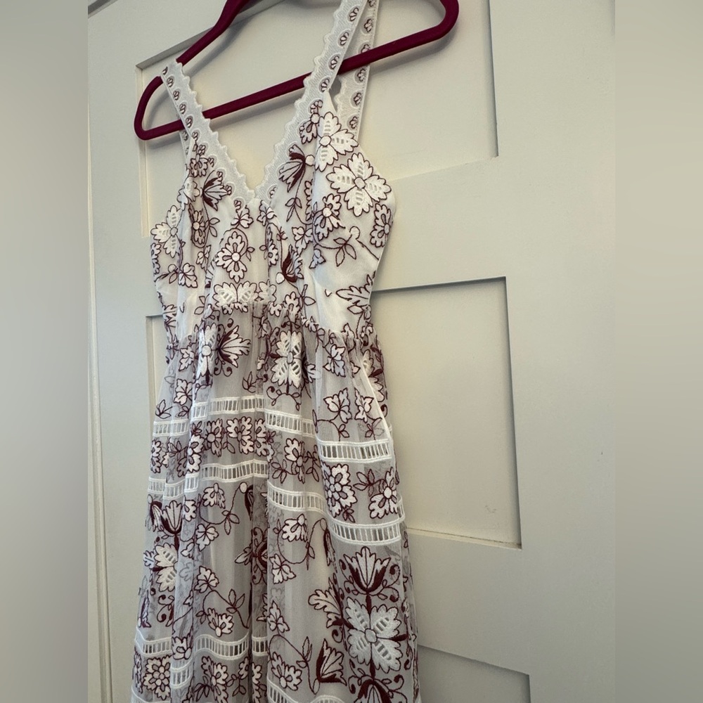 Anthropologie Tiered V-Neck Embroidered Midi Floral Dress Small Petite - Picture 5 of 16
